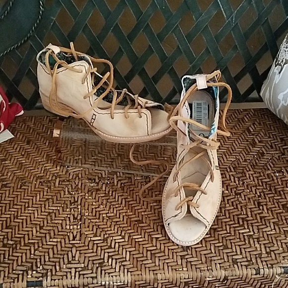 freebird tennis shoes